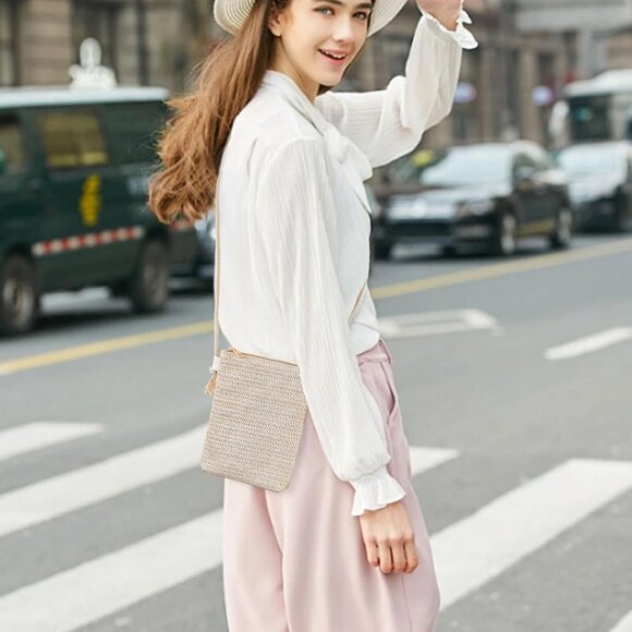 Stylish Straw and Polyester Beige Crossbody Cell Phone Purse with Detachable Rop - Picture 6 of 6